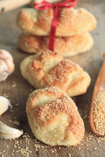 Pan de ajo con sésamo —  Fotos de Stock