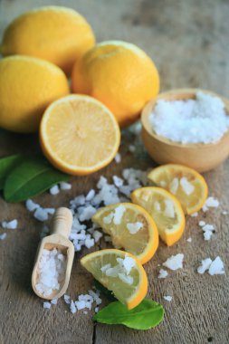 taze limon tuz ile