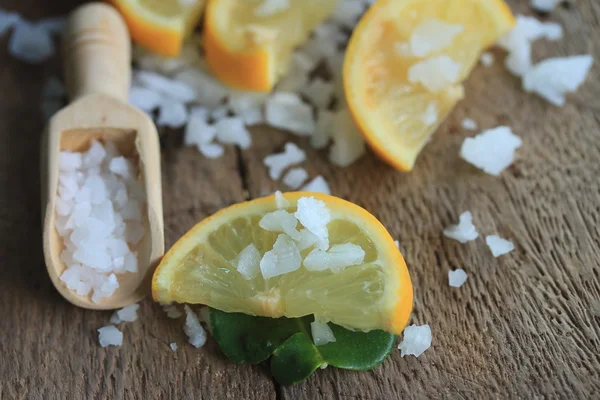 taze limon tuz ile