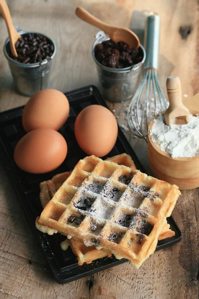 Leckere Waffel mit Kochen — Stockfoto