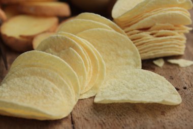 taze patates patates cipsi ile