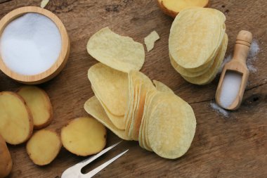 taze patates patates cipsi ile