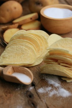 taze patates patates cipsi ile