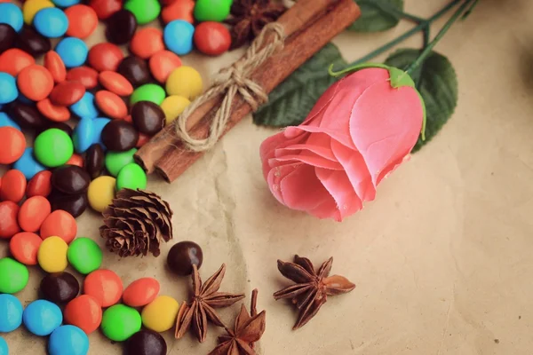 Leckere Bonbons Schokolade bunt — Stockfoto