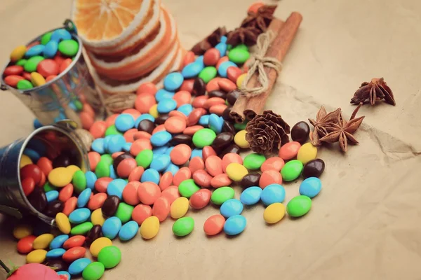 Leckere Bonbons Schokolade bunt — Stockfoto