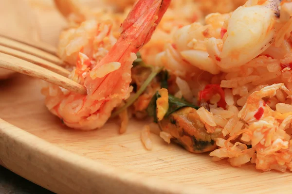 Gebakken rijst met zeevruchten — Stockfoto