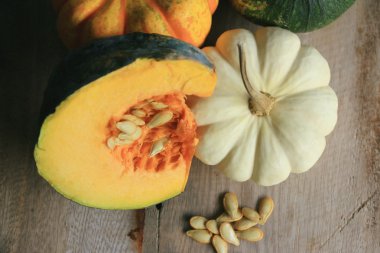 Tohumlu taze balkabağı