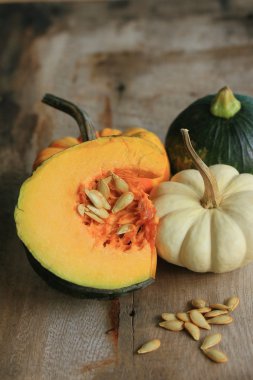 Tohumlu taze balkabağı