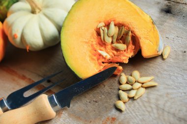 Tohumlu taze balkabağı