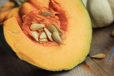 Tohumlu taze balkabağı