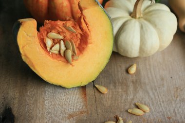 Tohumlu taze balkabağı