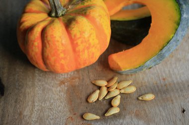 Tohumlu taze balkabağı