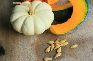 Tohumlu taze balkabağı