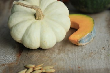 Tohumlu taze balkabağı