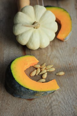 Tohumlu taze balkabağı