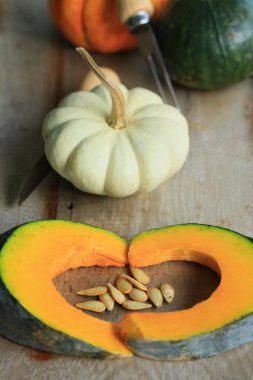 Tohumlu taze balkabağı