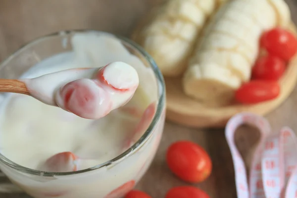 Yogourt aux tomates fraîches — Photo