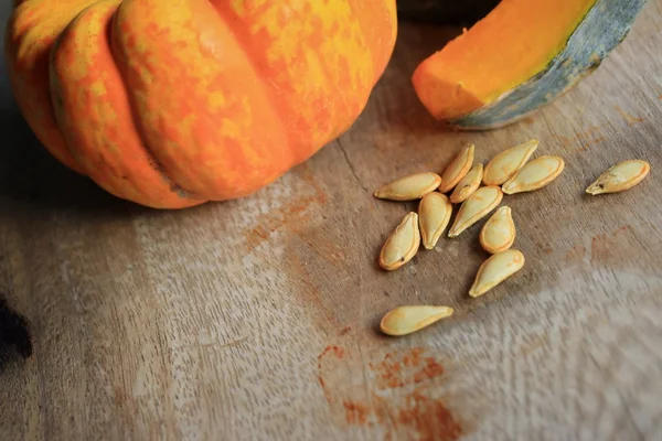 Tohumlu taze balkabağı