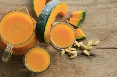 Tohumları ile kabak suyu