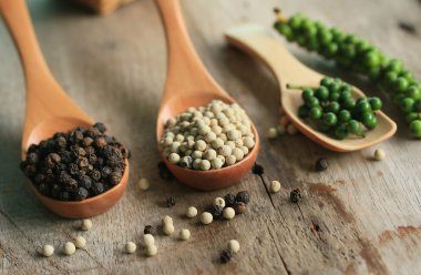 Kurutulmuş biber ile yeşil tohum