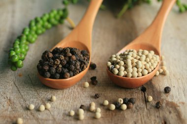 Kurutulmuş biber ile yeşil tohum