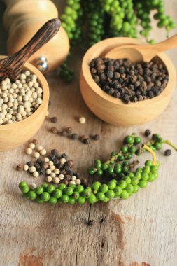 Kurutulmuş biber ile yeşil tohum