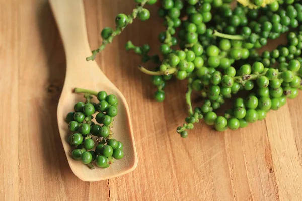 Semi di pepe verde fresco — Foto Stock