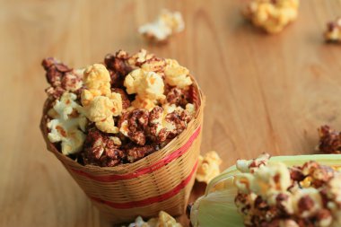 lezzetli patlamış mısır ve taze Mısır