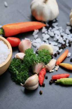 sarımsak karışımı yemek için - baharatlı Tayland gıda