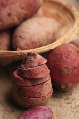 taze yam tatlı kırmızı