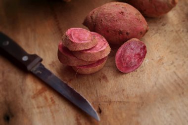 taze yam tatlı kırmızı