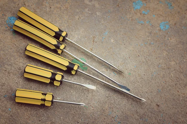 Destornillador de herramientas con llave inglesa — Foto de Stock