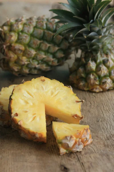 Fruta dulce de piña fresca —  Fotos de Stock