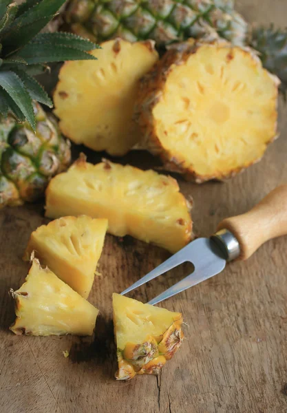 Fruta dulce de piña fresca — Foto de Stock