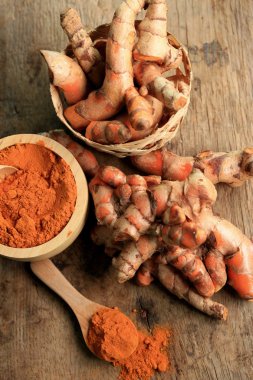 taze zerdeçal tozu ile