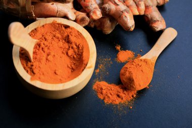 taze zerdeçal tozu ile