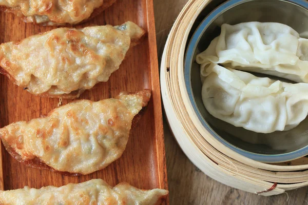 Fried dumplings - Japanese food — Stock Photo, Image