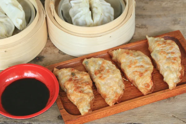 Fried dumplings - Japanese food — Stock Photo, Image