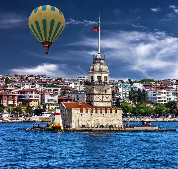 Boszporusz Isztambul, Törökország, Maiden Tower, — Stock Fotó