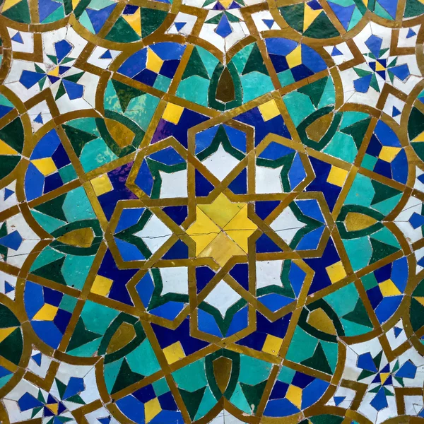 Marockanska mosaik kakel, keramiska dekoration av Hassan Ii Mosque, Ca — Stockfoto