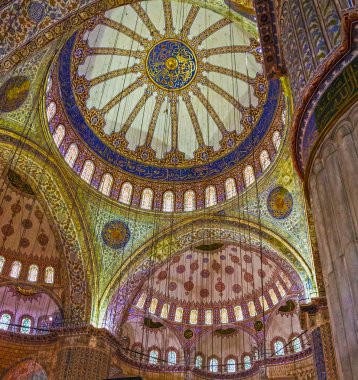 Istanbul, Türkiye - 29 Mayıs 2016: Tavan Sultanahmet Camii, Sultanahmet, Istanbul, Türkiye