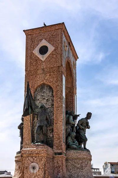 Taksim-Denkmal der Republik, Istanbul, Türkei — Stockfoto