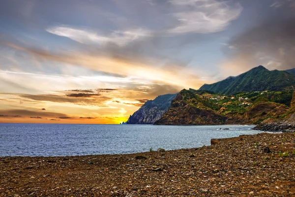 Pôr-do-sol vista mar, Madeira, Portugal — Fotografia de Stock