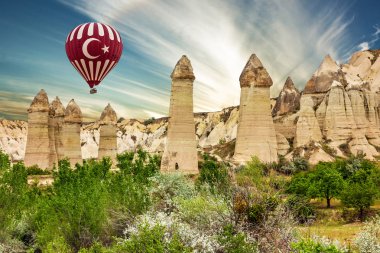 balonlar içinde dağ, Kapadokya, Türkiye