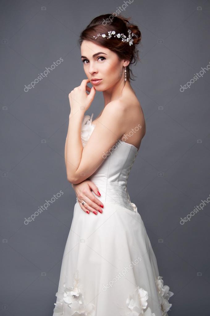 Elegant Bride With Short Hair Updo And Bare Shoulders Dress