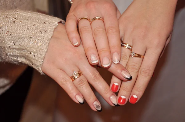 Women's hands with manicure — Stock Photo, Image