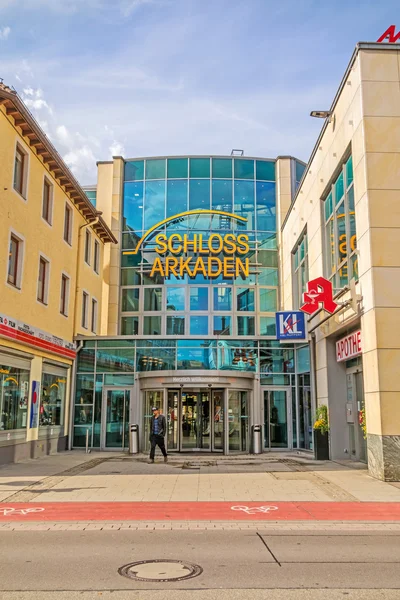 Schloss Arkaden mall in Heidenheim an der Brenz, pedestrian area — Stock Photo, Image