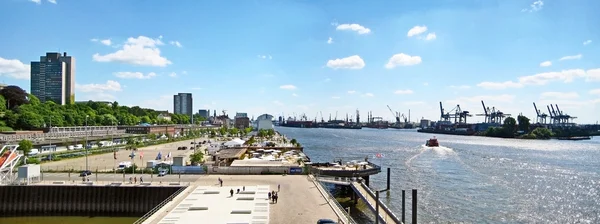 Porto de Hamburgo / panorama portuário, Alemanha — Fotografia de Stock