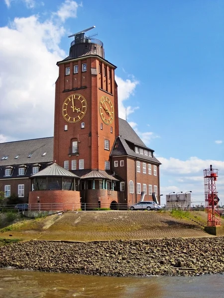 Hamburg Lotsenhaus, blue sky — Stock Photo, Image