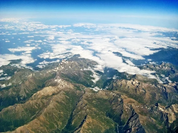 Horská krajina u Monte Viso, Itálie - letecký pohled — Stock fotografie